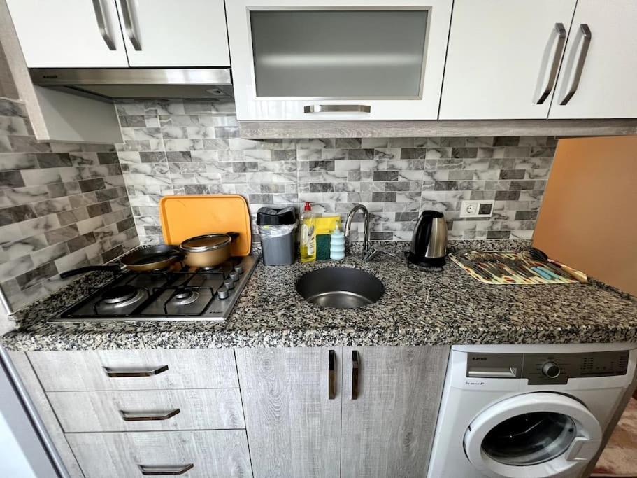 Daire Spacious Flat Close To Erasta'8' Antalya