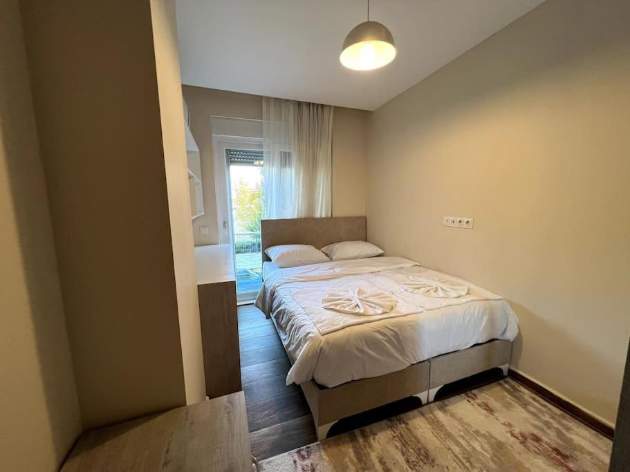 Daire Spacious Flat Close To Erasta'8' Antalya