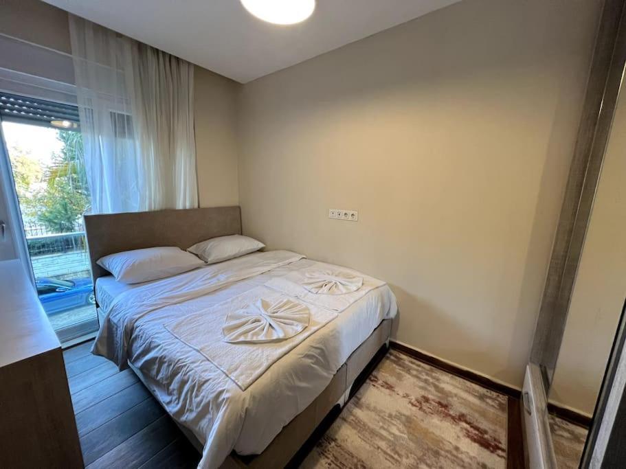 Spacious Flat Close To Erasta'8' * Antalya